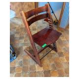 WOODEN ADJUSTABLE HEIGHT CHAIR