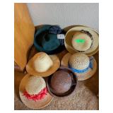 WOMENS STRAW HATS