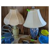 2 TABLE LAMPS