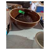 11' BROWN STONEWARE MIXING BOWL