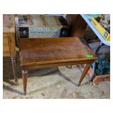 PIANO BENCH