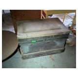 38' WOOD CARPENTERS TRUNK