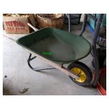 JOHN DEERE KIDS WHEELBARROW