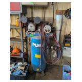 PUMA 30 GALLON AIR COMPRESSOR WITH AIR HOSE