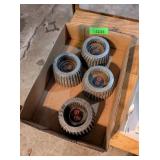 4 - S/S CENTER HUBS