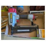 16GA PNEUMATIC TRIM NAILER