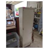 METAL LOCKER