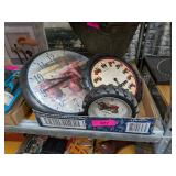 3 - FARMALL CLOCKS