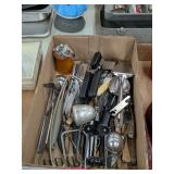 KITCHEN UTENSILS