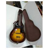 GIBSON ES-140 THINLINE ELECTRIC GUITAR AND CASE