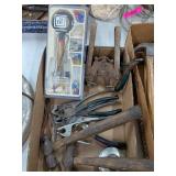 HAMMERS, SNIPS, ELECTRICAL TESTER KIT