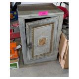 VINTAGE METAL BREAD & CAKE CABINET