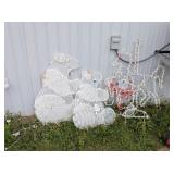 4 - OUTDOOR CHRISTMAS DISPLAY PIECES