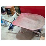 METAL WHEELBARROW