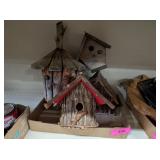 4 WOODEN DECORATIVE BIRDHOUSES