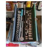 1/2' & 3/8' SOCKET SET, RATCHET & BREAKER BAR
