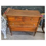 4 DRAWER ANTIQUE DRESSER
