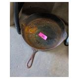 #10 CD CAST IRON PAN WITH HEAT RING