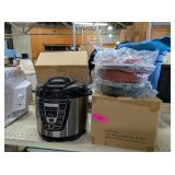 NEW - PRESSURE COOKER & COOKING PAN SET