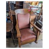 ANTIQUE WOODEN LEATHER ROCKING CHAIR