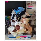 STUFFED ANIMALS & BEANIE BABIES
