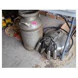STAINLESS MILKER & MILK CAN