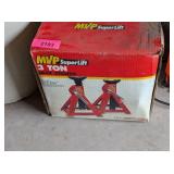 2 - 3 TON JACKSTANDS