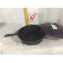 Cast iron skillet w/lid