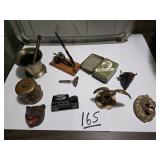 Lighter/min lot / Mortis and Pedestal