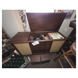 Record Player w/ Speakers and Records