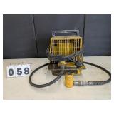 Enerpac Hushh-Pup Hyrdraulic Pump & Ram