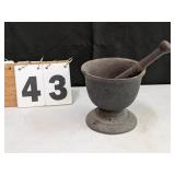 Cast Iron Mortar & Pestle