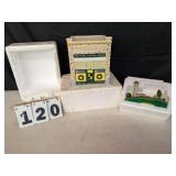 Danbury Mint Fort Niagara Light, Texaco Star Decor