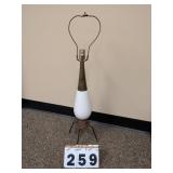 Mid Century Table Lamp on Metal 4 Point Base