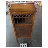 Pathe Freres Phonograph Company Oak Victrola