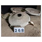 2 Aluminum, 2 Fiberglass Bird Bath Concrete Forms
