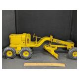 Metal Doepke Adams Motor Road Grader