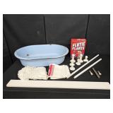 Flutie Flakes, Porcelain Towel Rack, Linens Etc.