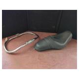 2006 Harley Davidson Seat and Chrome Grab Bar