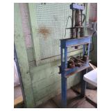 Hydraulic Press with Accessories