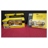 CATERPILLAR DIE-CAST MODEL SCRAPERS