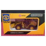 SEM650B WHEEL LOADER MODEL IN BOX