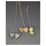 JEWELRY LOT WITH LOCKETS AND RINGS