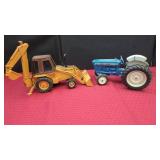 ERTL CASE 580E BACKHOE AND FORD 4000 TRACTOR