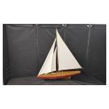 WOODEN SAILBOAT MODEL WITH FABRIC SAILS