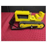 TONKA YELLOW BULLDOZER TOY WITH TRACKS