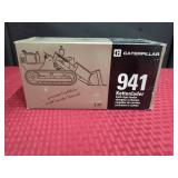 CATERPILLAR 941 1:24 TRACK-TYPE LOADER