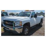2012 CHEVROLET 2500 HD WITH TOMMY LIFT