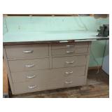SHOP WORKBENCH WITH DRAWERS AND VISE