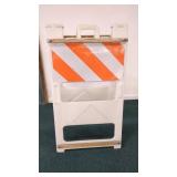 FOLDING PLASTIC TRAFFIC BARRICADE